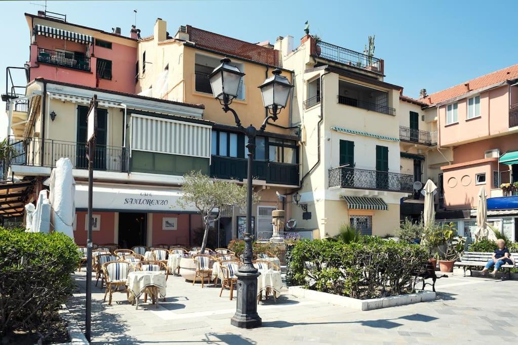 Hotel Alassio Vayadu' Arabesque Exterior foto